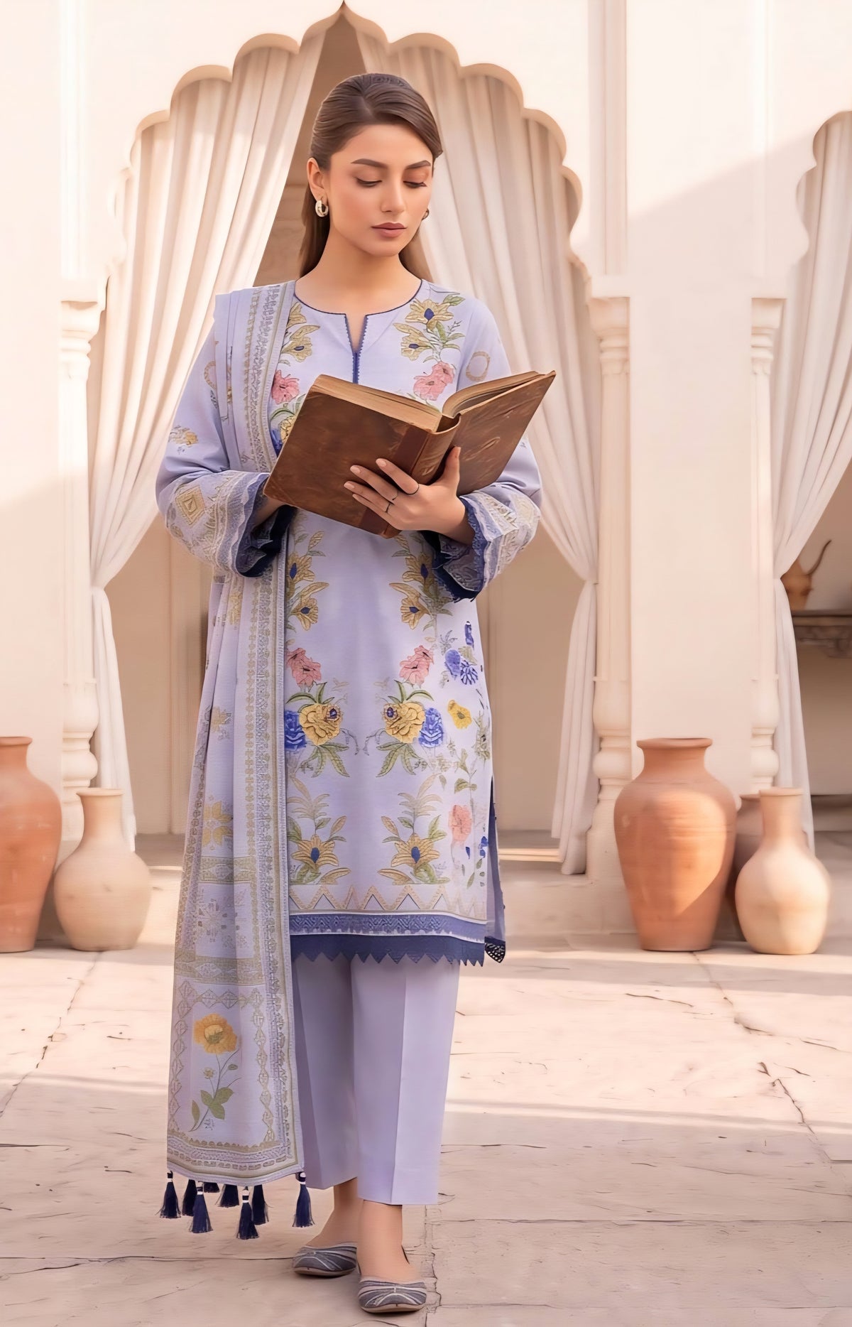 Rukh-e-Zeba Digital Khaddar Bold Print DZN-003