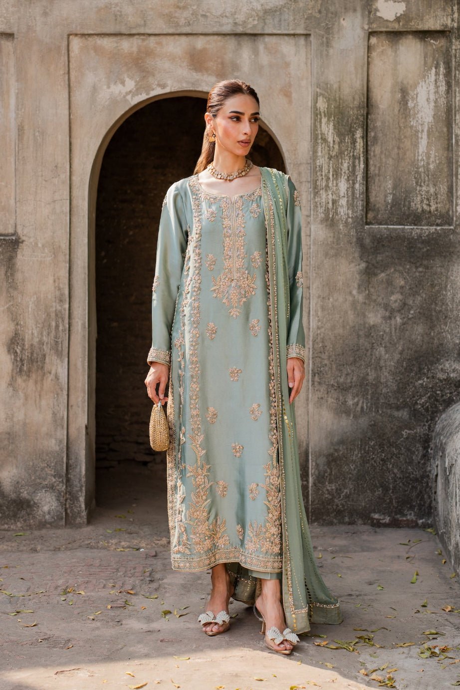 Vintage-Nayab