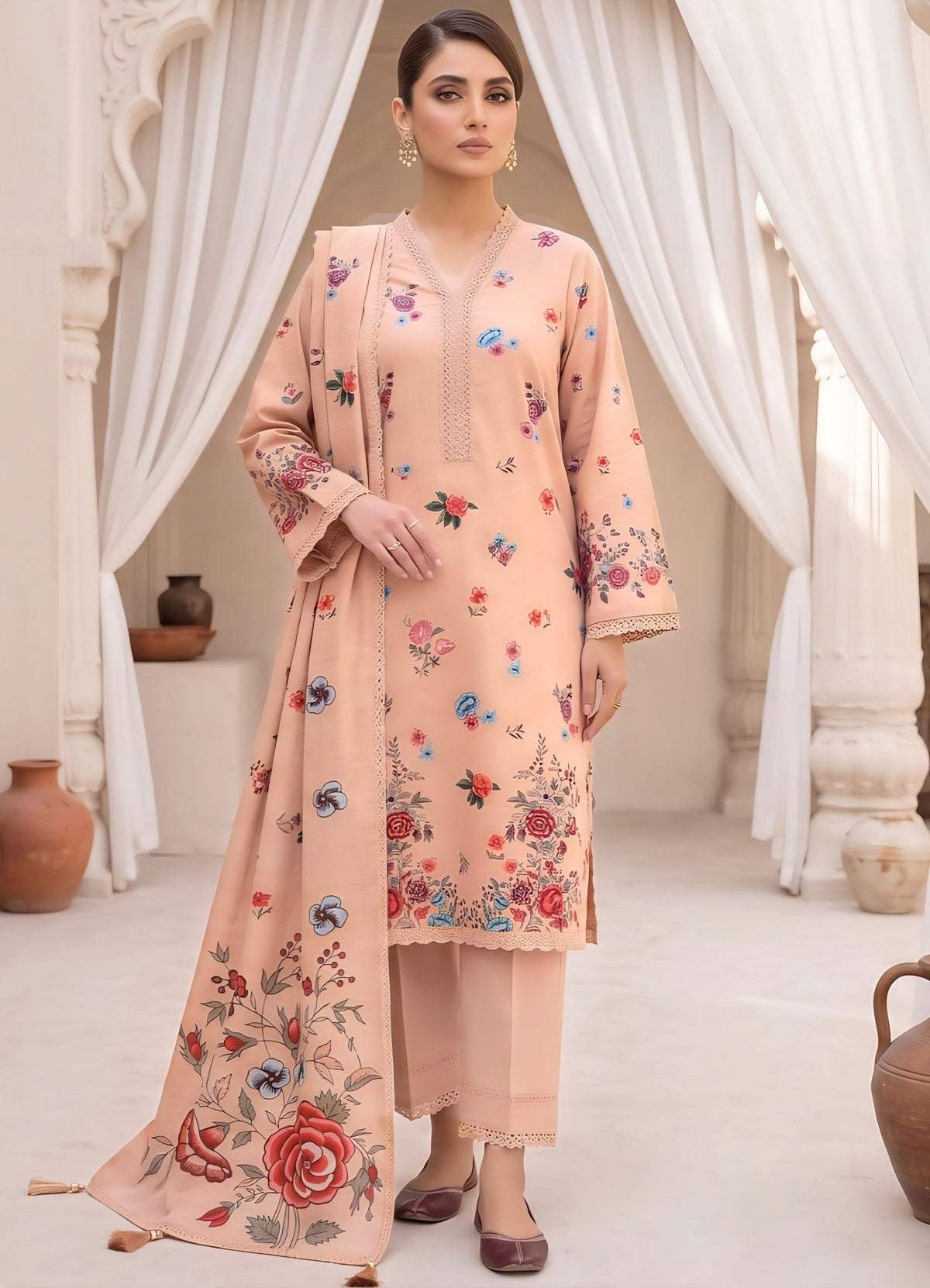 Rukh-e-Zeba Digital Khaddar Bold Print DZN-010