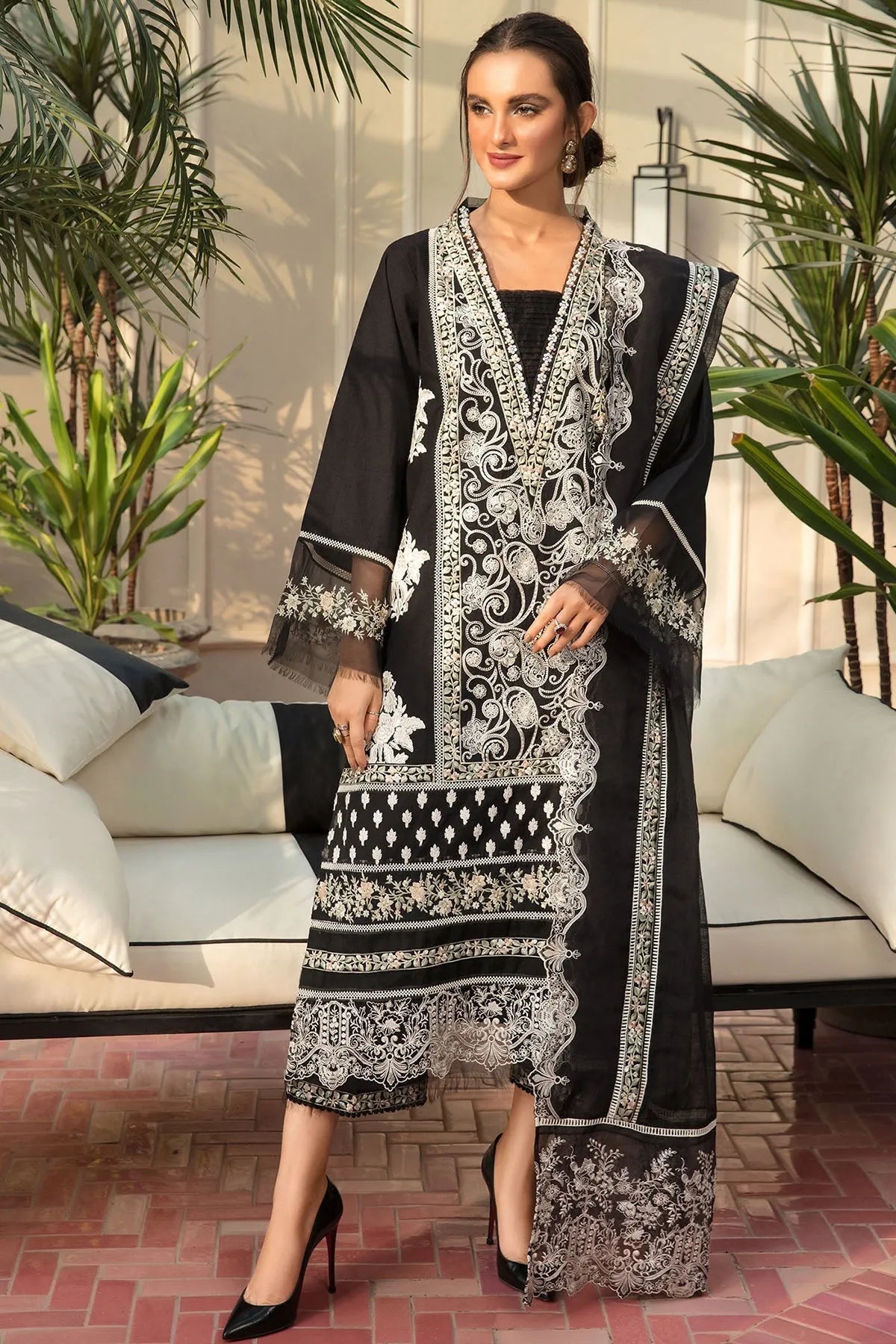 Rubab ZF-S-054 - Luxury Dhanak 3PC Chikenkari Heavy Embroidered Suit |