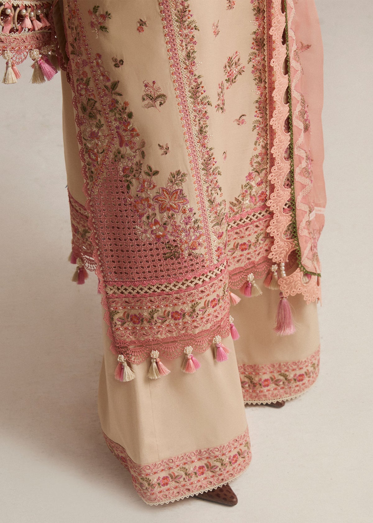Hussain Rehar Embroidered Luxury Dhanak Unstitched 3Pc Suit D-11 STILE
