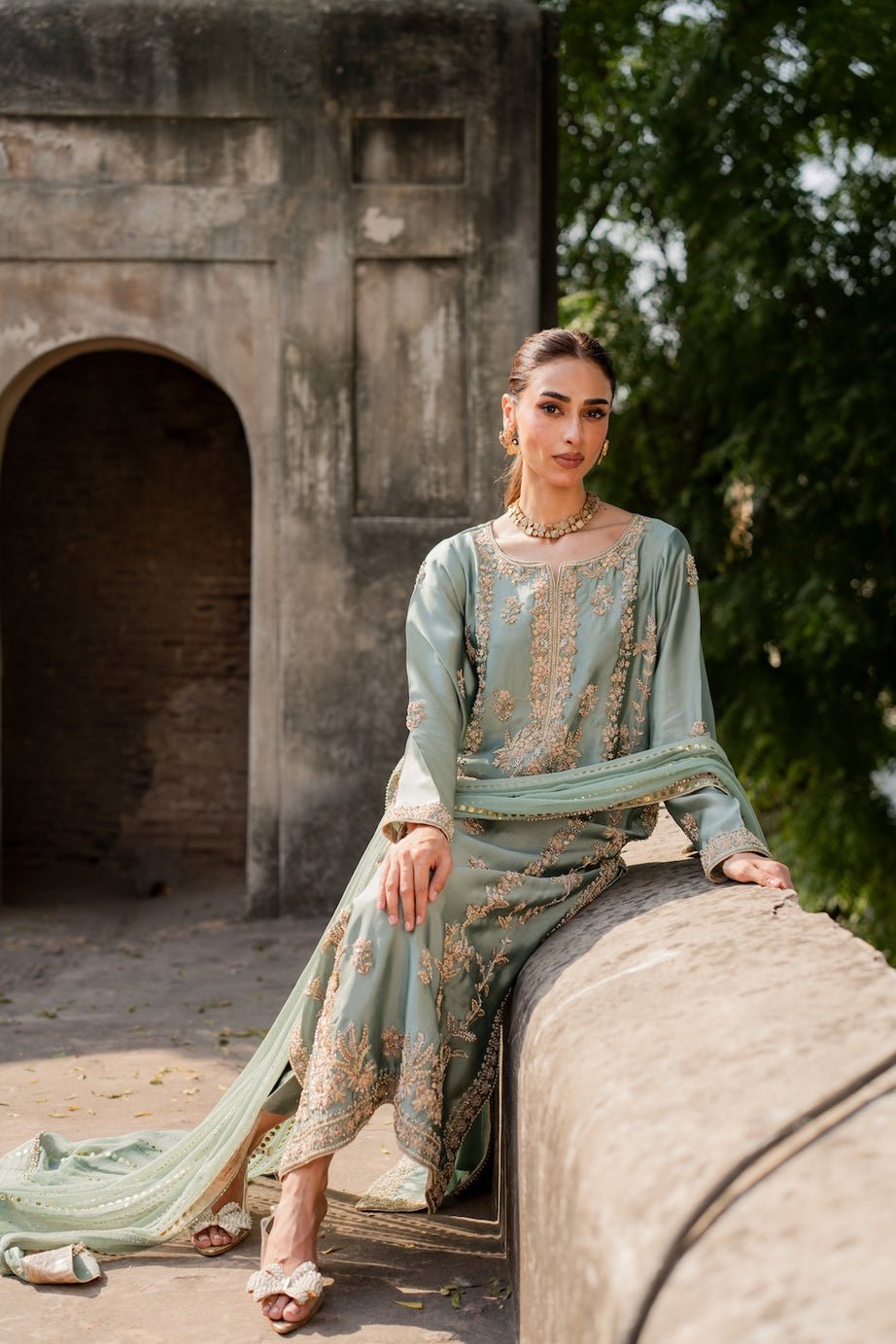 Vintage-Nayab